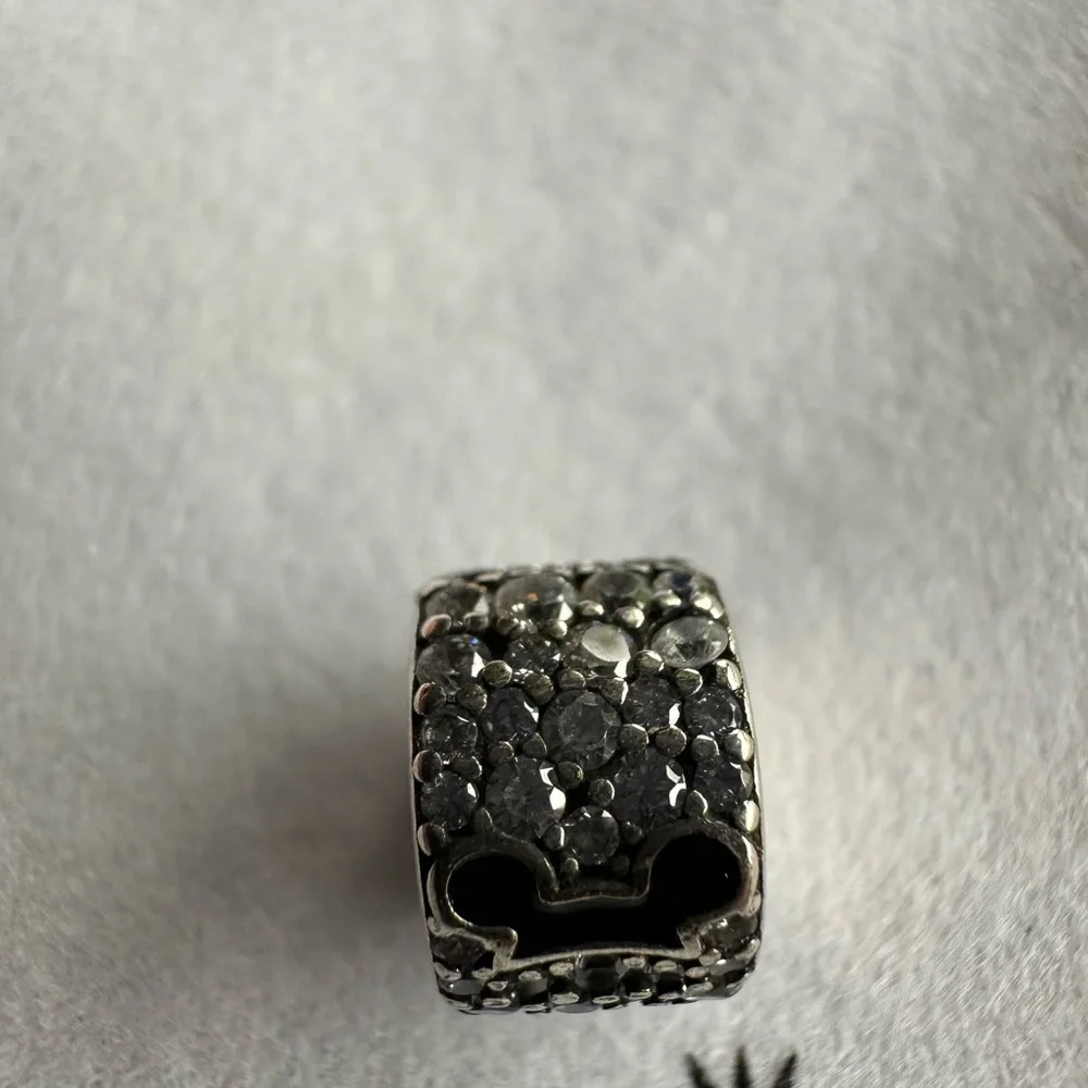 Disney x PANDORA Mickey & Minnie Cz Clip Charm